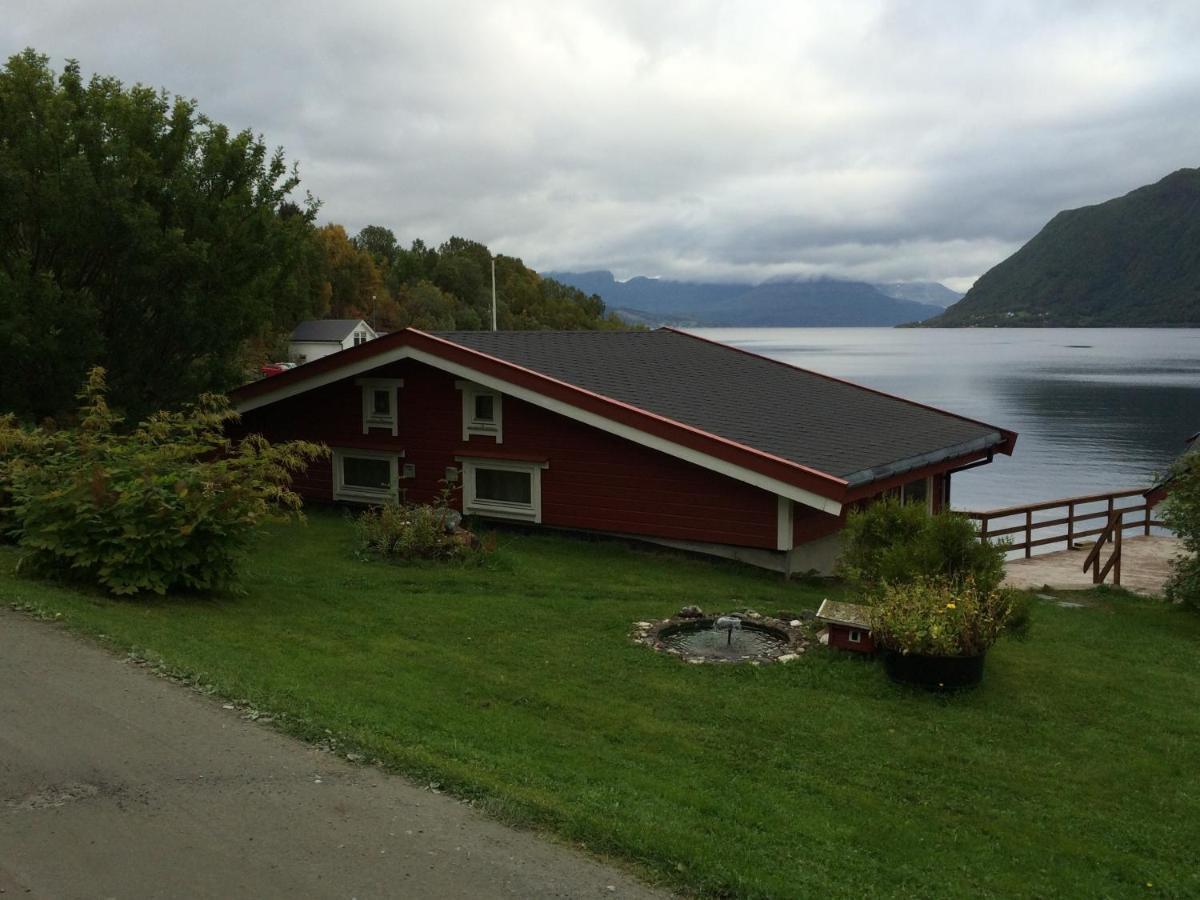 Elvegard Fjordcamp 호텔 Grov 외부 사진